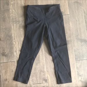 Lululemon Wunder Under crop